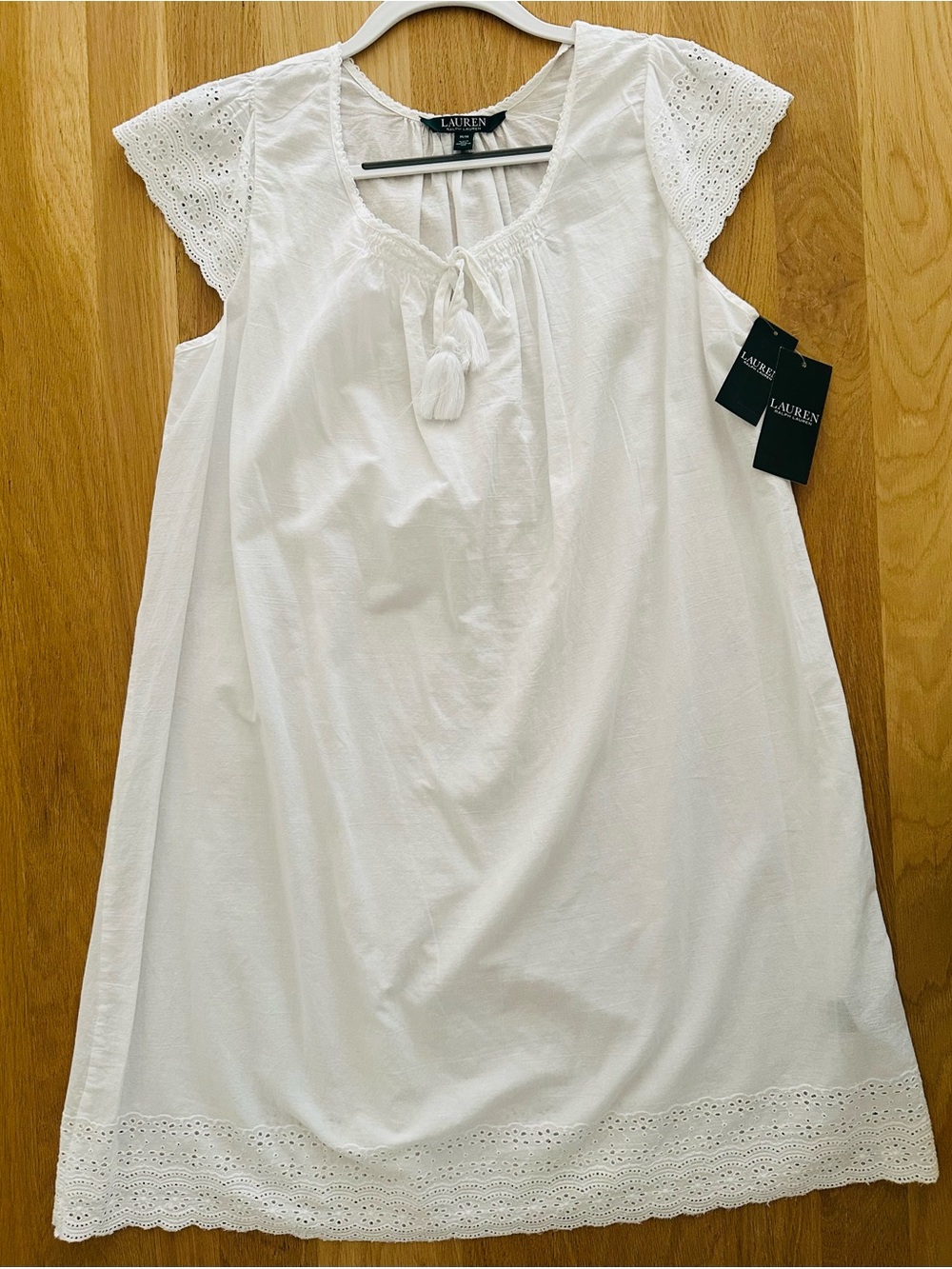 Lauren Ralph Lauren 100% cotton White Eyelet Cotton gown, new, Medium